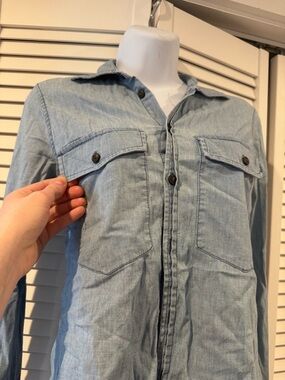 Zara Light Blue Casual Button-Down Shirt